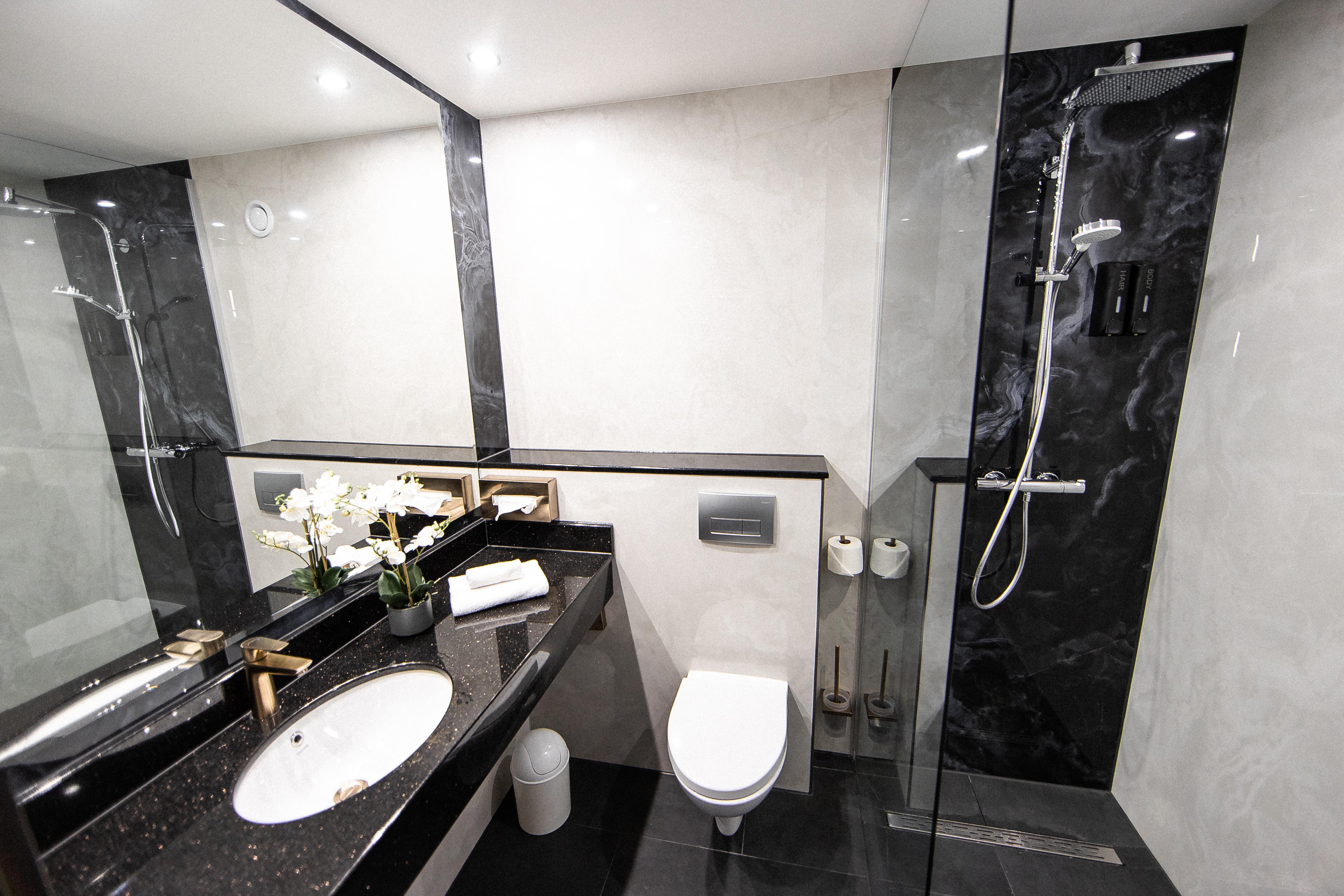 Bergedick Hotel เรคลิงเฮาเซิน ภายนอก รูปภาพ